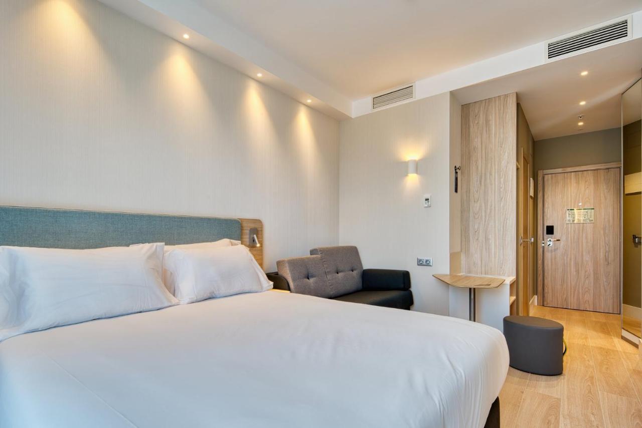 Holiday Inn Express - Madrid - Airport By Ihg Kültér fotó