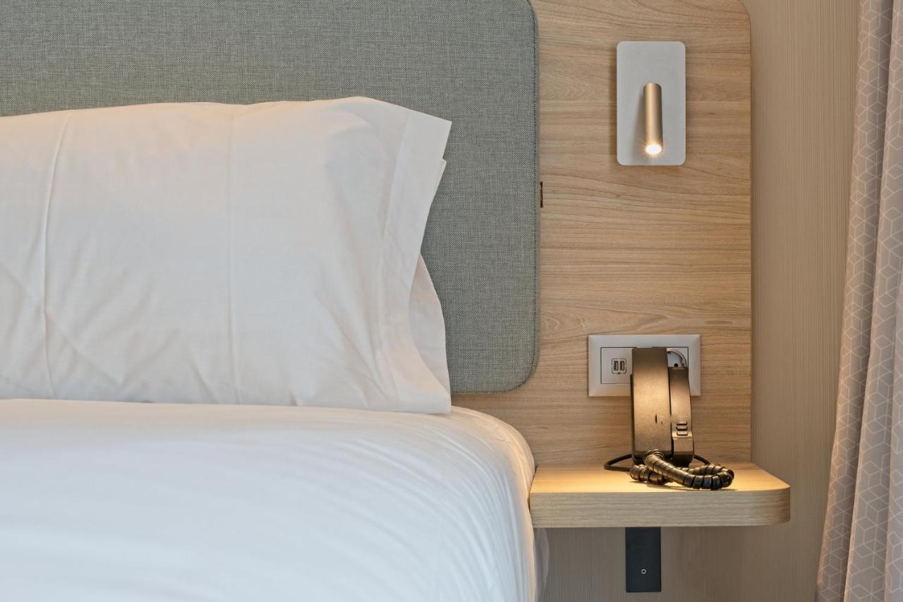 Holiday Inn Express - Madrid - Airport By Ihg Kültér fotó