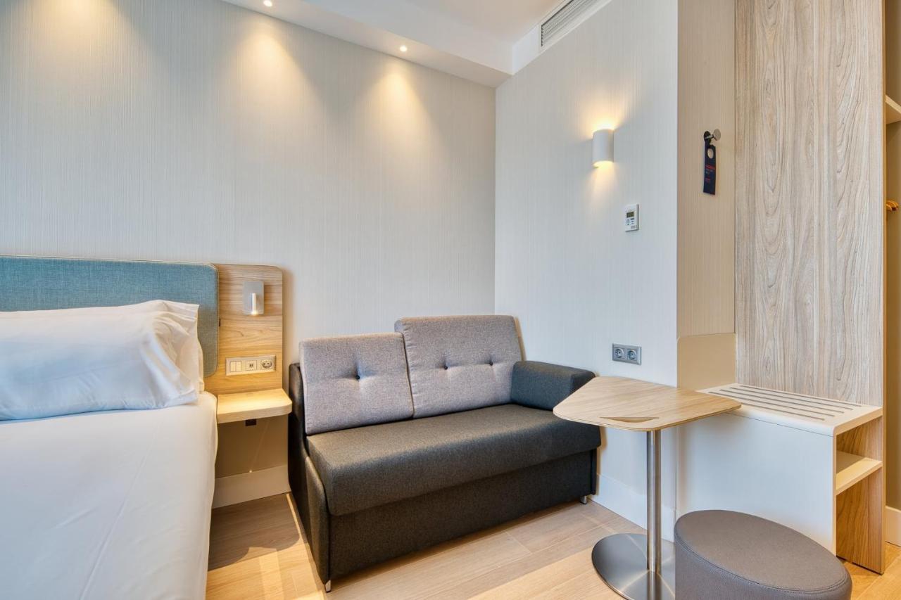 Holiday Inn Express - Madrid - Airport By Ihg Kültér fotó